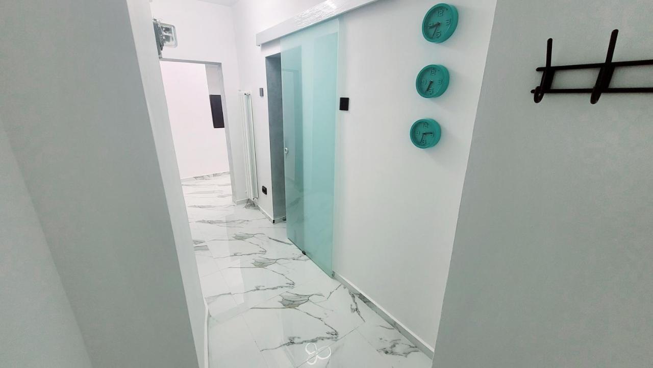 Luxury Studio In The Center Of Appartamento Bucarest