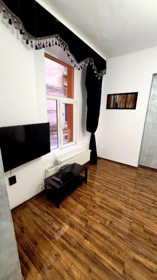 Luxury Studio In The Center Of * Bucarest