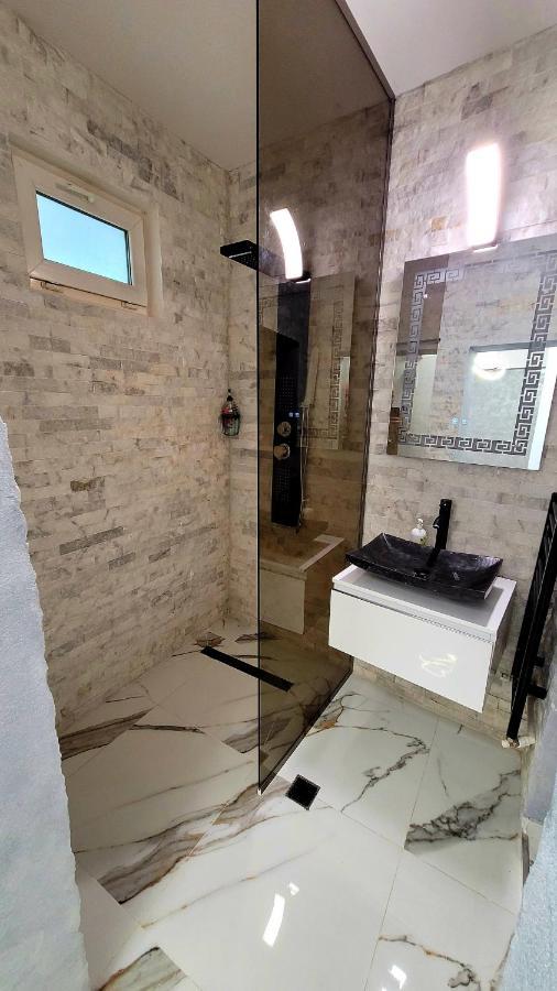 Luxury Studio In The Center Of *